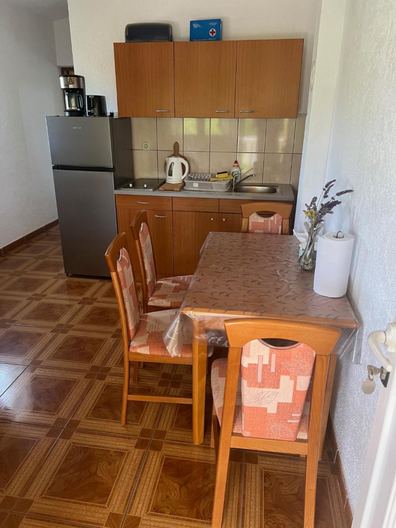 Apartmani Anna Vir Εξωτερικό φωτογραφία